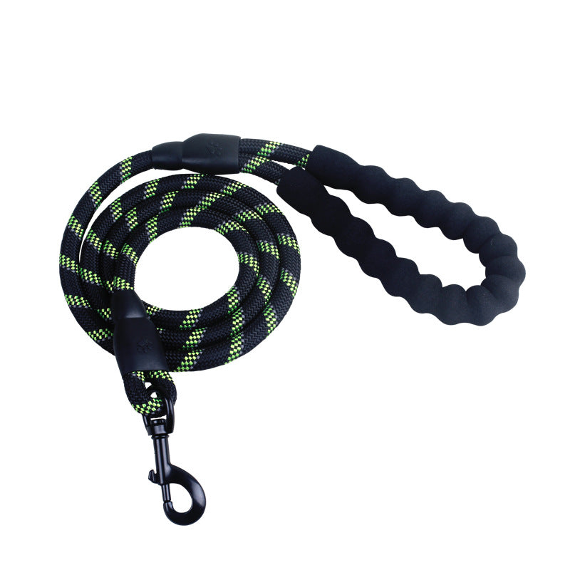 Padded handle dog leash with herringbone stitching detail