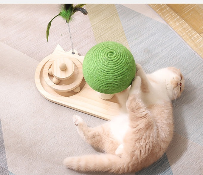 Cat using dual sisal post to sharpen claws