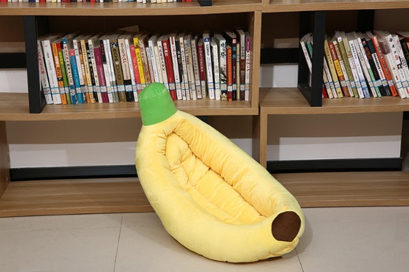 Banana-Shaped Plush Pet Nest Bed