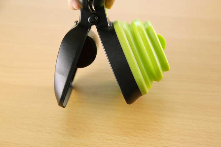 Foldable Dog Pooper Scooper with Waste Bags