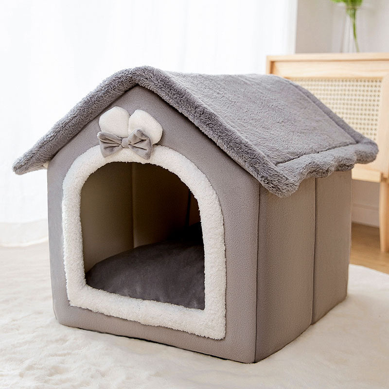 Cozy coral fleece pet bed with sponge base for dogs and cats
