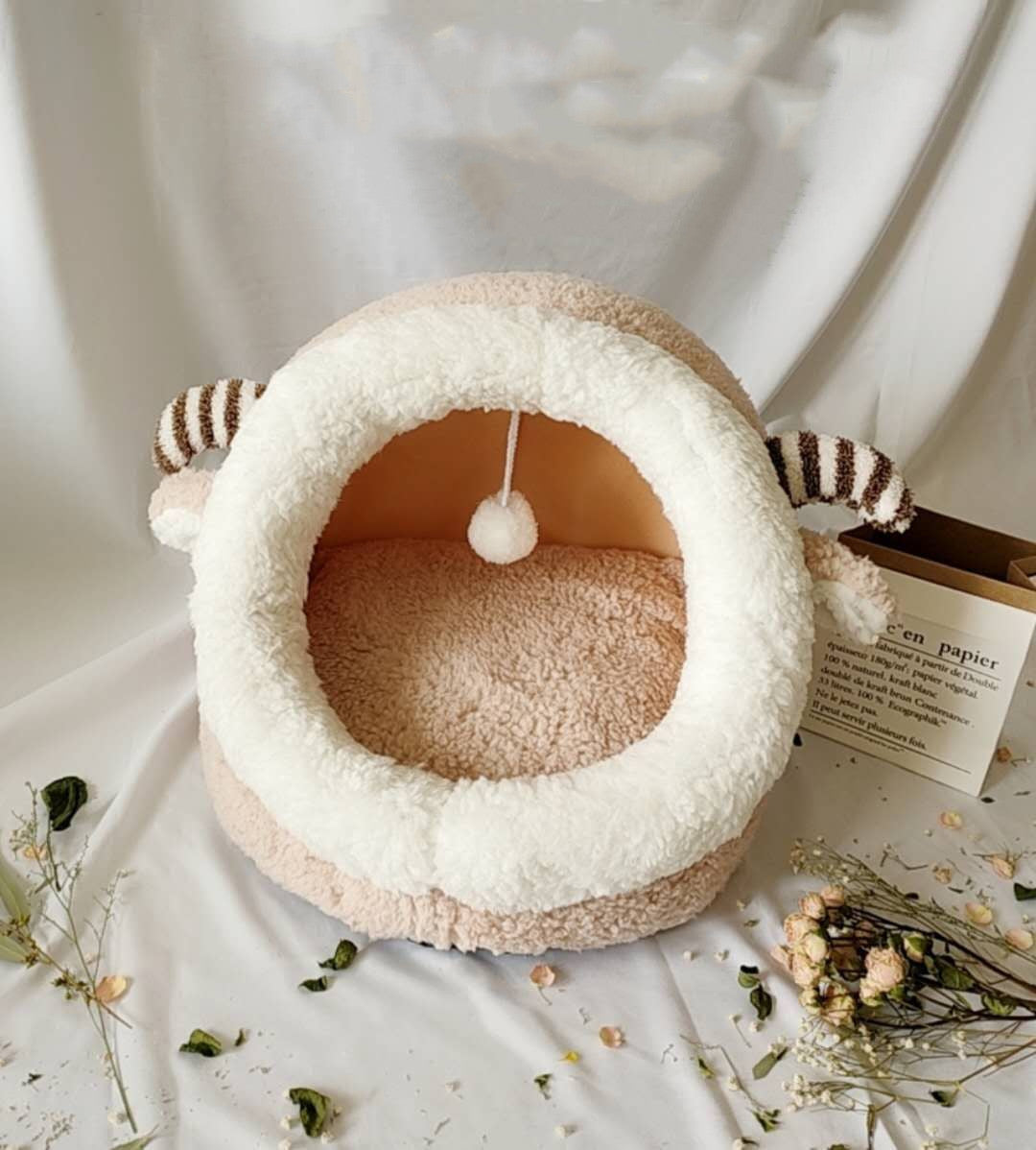 Plush Cat House (view 7)